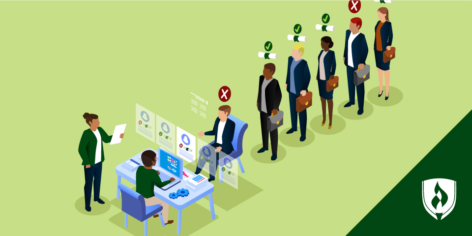 一排工作申请的插图，有些在他们的头上有学位图标，有些没有，代表上大学的好处