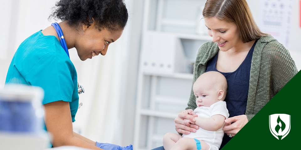 护士照顾婴儿的插图，代表成为护士的理由