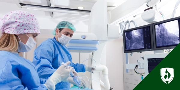 Catheterization实验室技术专家:他们做什么和如何成一