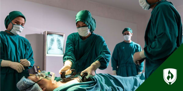 一个病人在蓝色代码中被电击的照片代表什么是蓝色代码